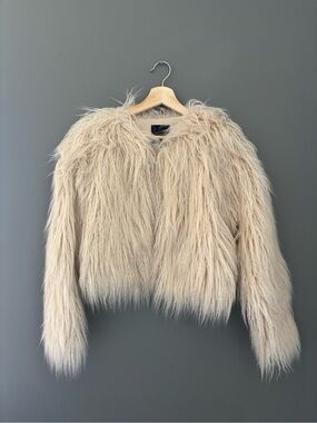 Dynamite Shaggy Faux Fur Jacket in Beige
| Size XS